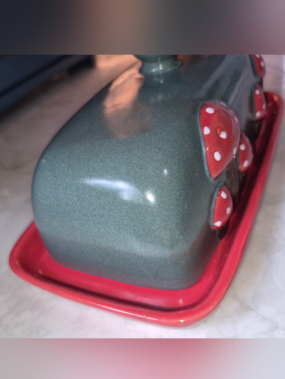 Cottagecore-style ceramic mushroom butter dish With Lid - Picture 4 of 6